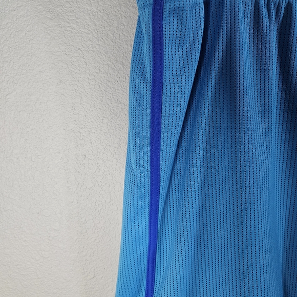 Danskin Now Shorts 3X (22-24W) Aqua With Blue Trim - Picture 5 of 5